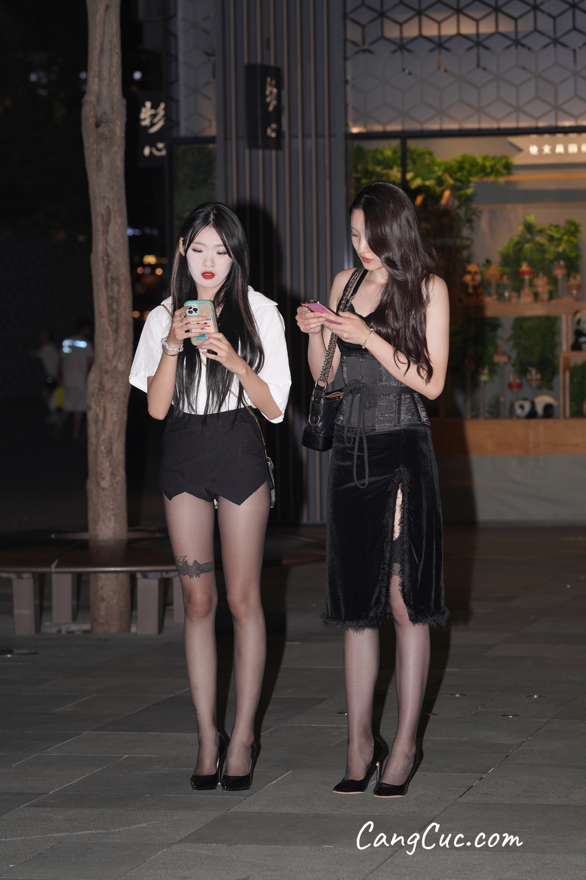 [精选街拍作品] No.3231 黑色紧身包臀裙黑丝